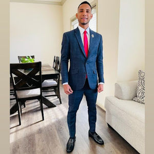 Meet your Posher, Angelo